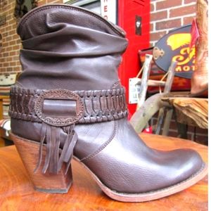 CUADRA BOOTS